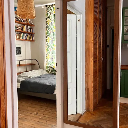 Literackie Atelier Na Dobrej Apartment *